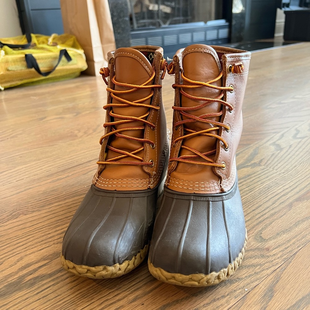 8 Inch L.L. Bean Duck Boots with Gore-Tex Thinsulate Lining